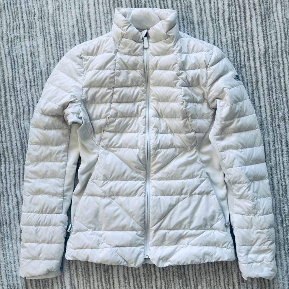 The North Face Women's White Puffer Jacket size small